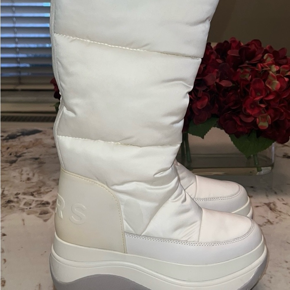 Michael Kors Gamma Cold Weather Boots size 5 MSRP $225 ***FLOOR SAMPLE *** - Picture 9 of 9